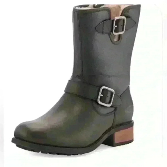 UGG Chaney Oiled Leather Boot in Black with Zipper and Buckle Details - Picture 1 of 12